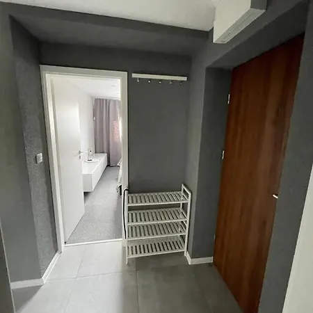 Gray&wood Apartment *
