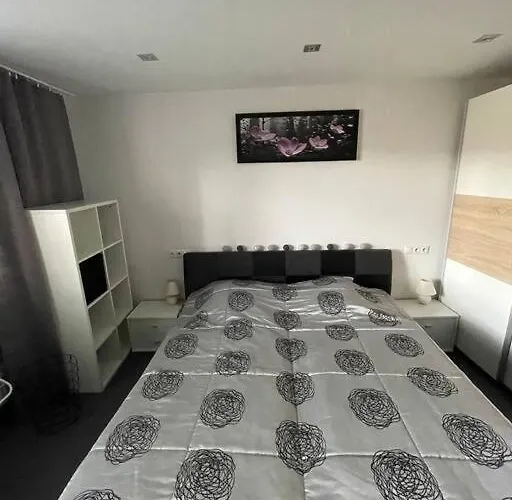 Apartment Gray&wood